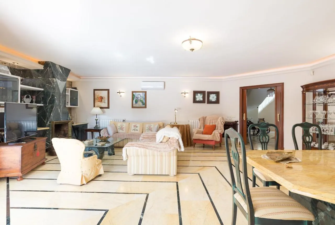 Villa Bel-Air. Estepona 0*,
