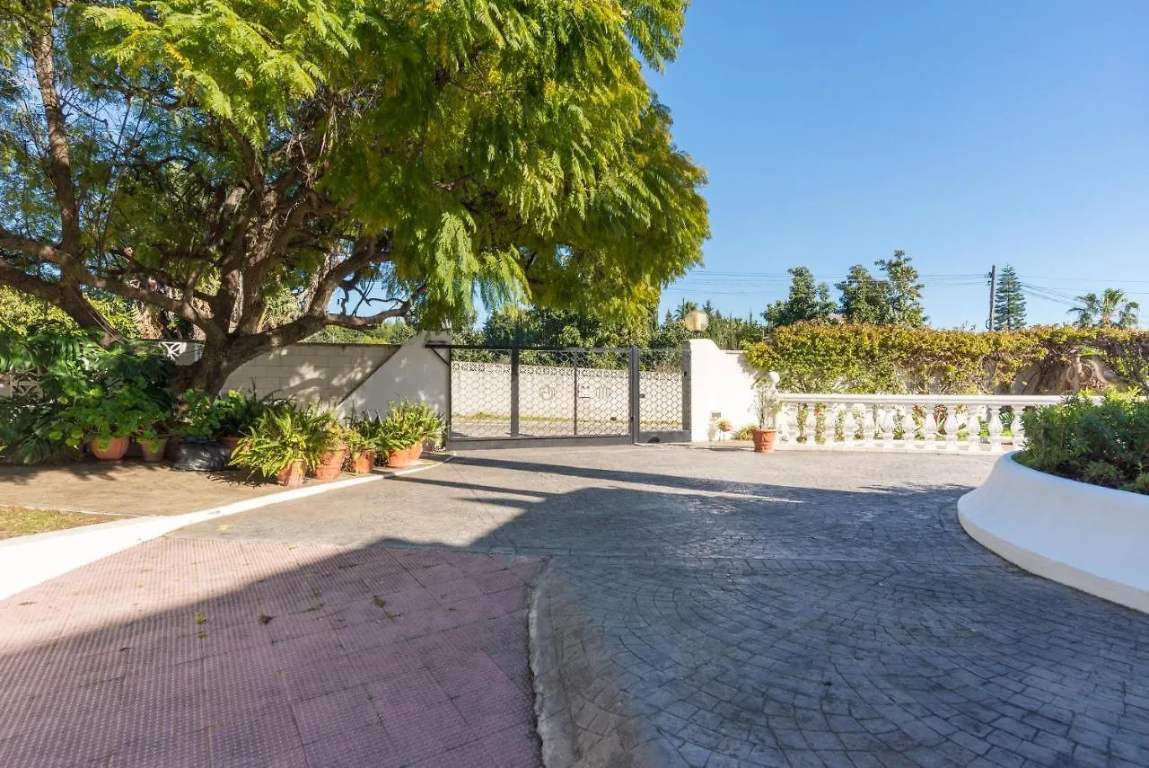 Villa Bel-Air. Estepona 0*,